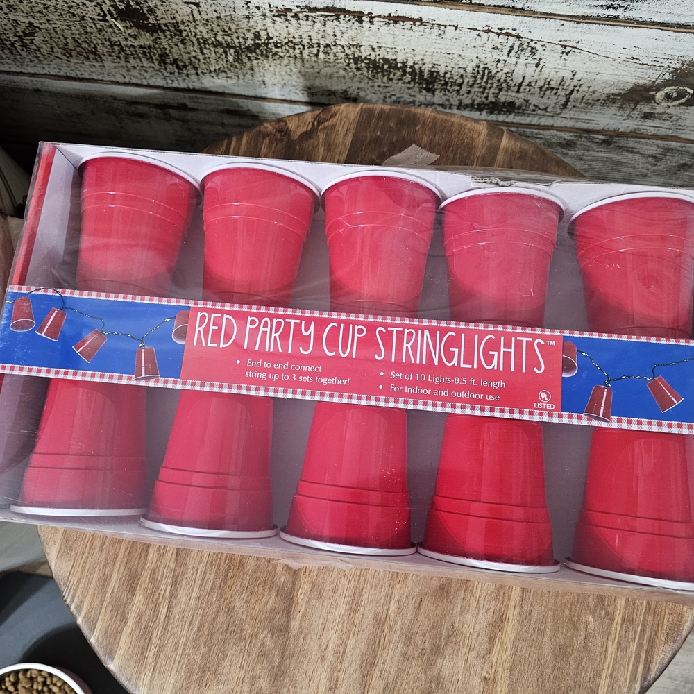 Red Party Cup String Lights - Picture 4 of 5